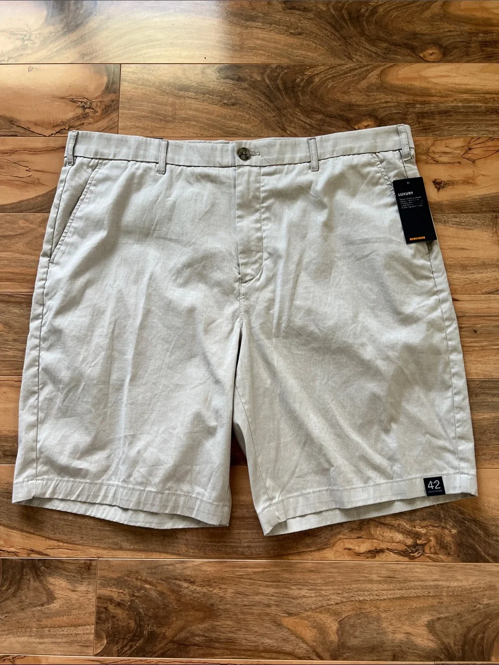 Marc Anthony Luxury Slim Fit Shorts Mens 42 Khaki Stretch Waist NWT Flat Front